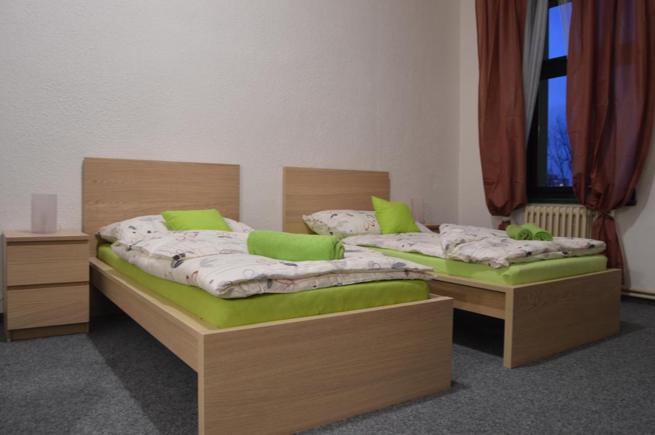 Hotel*** Cesky Dum Chomutov Exteriör bild